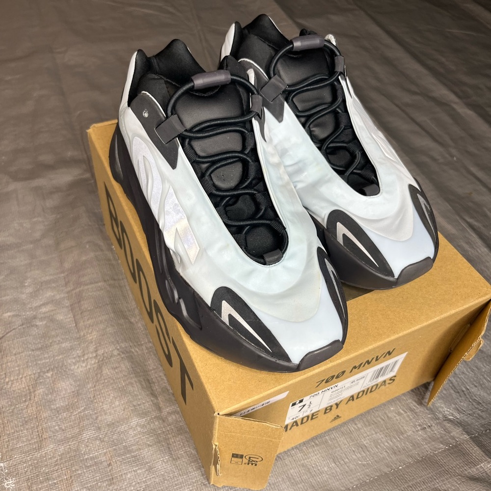 Yeezy Boost 700 MNVN 'Blue Tint'